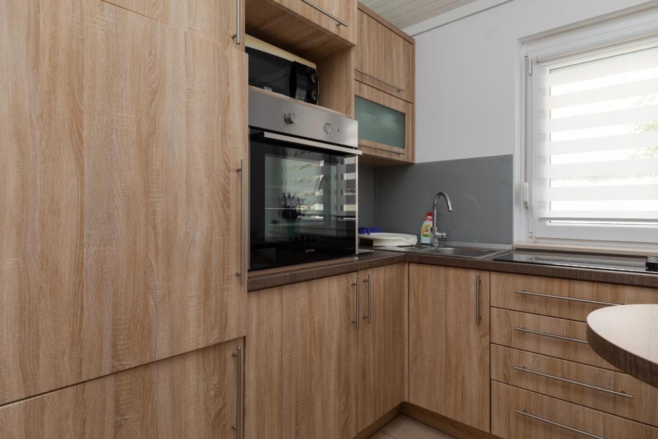 Apartments By The Sea Duce, Omis - 2992 두기라트 외부 사진