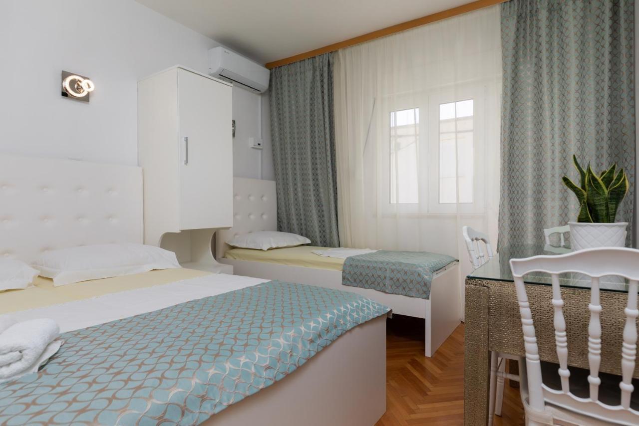 Apartments By The Sea Duce, Omis - 2992 두기라트 외부 사진