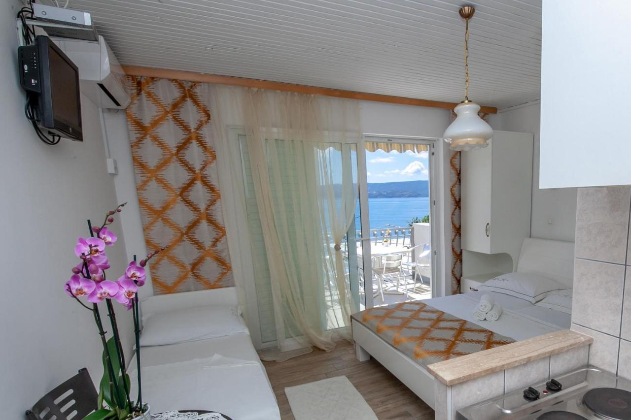 Apartments By The Sea Duce, Omis - 2992 두기라트 외부 사진