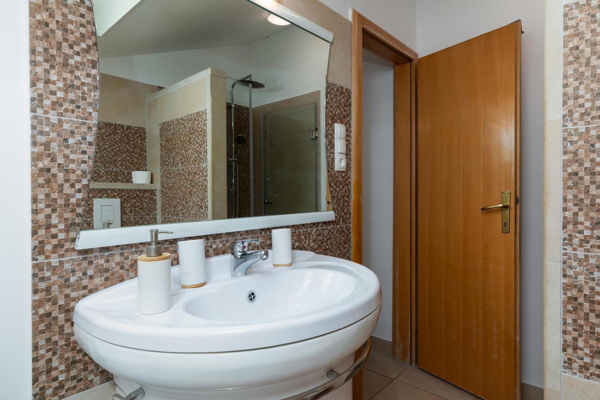 Apartments By The Sea Duce, Omis - 2992 두기라트 객실 사진
